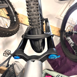Durable and Stylish Mudguard for FOX 34 Fork – Protect Your Ride in Style