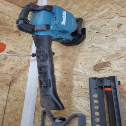 Makita DUB363 Leaf Blower,...